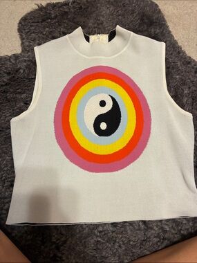 Sleeveless White Knit Top with Rainbow Yin Yang Graphic